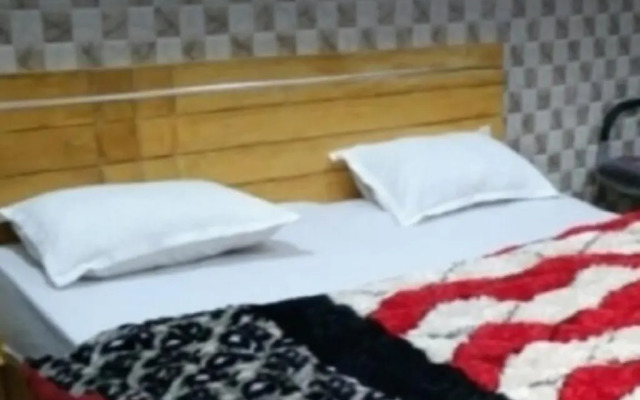 Tirath Niwas by StayApart