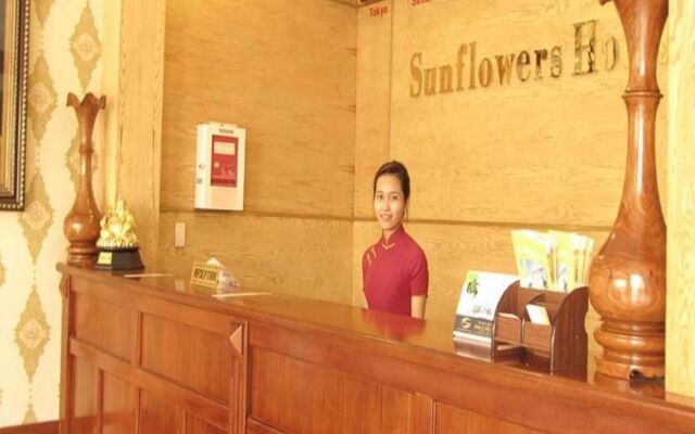 Sunflowers Hotel