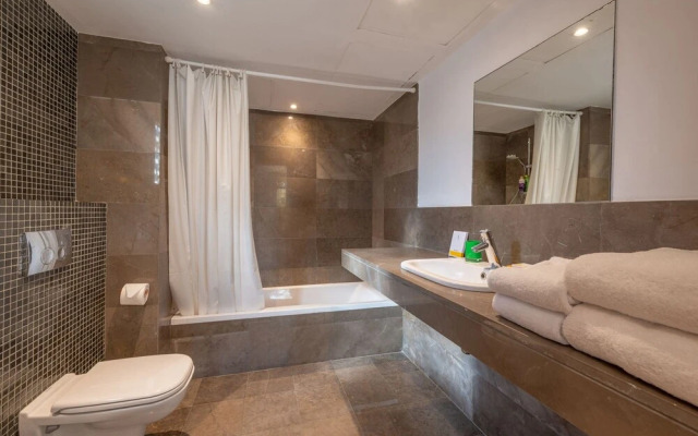 Vesta - Luxury APT - 2BR - Scarab