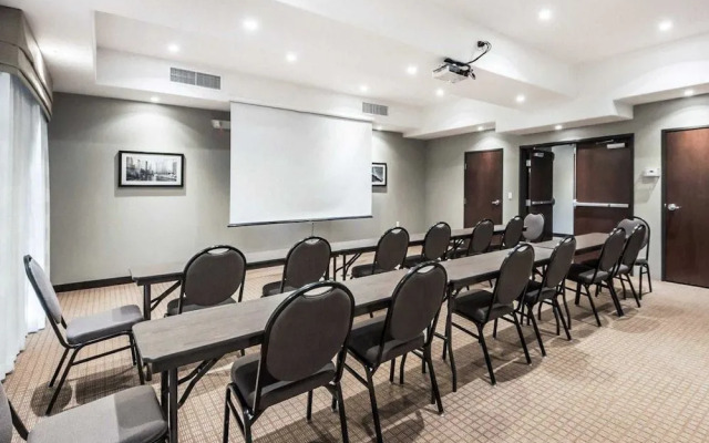 Sleep Inn & Suites Hennessey North