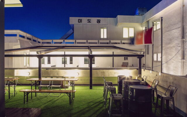 MIDO Hostel