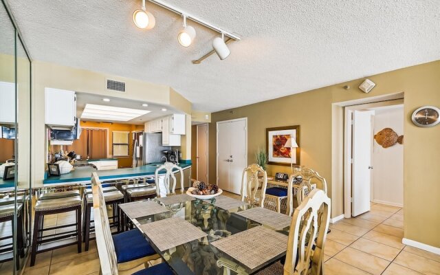 Inlet Reef 503 2 Bedroom Condo by RedAwning