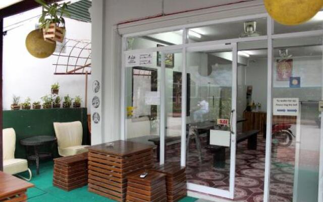 Aham Backpackers Hostel - Adults Only