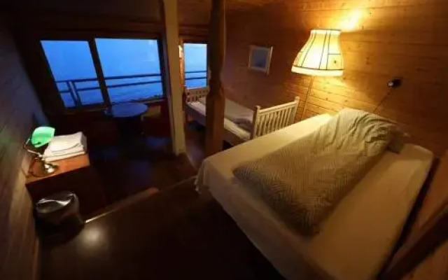 Bogen Hostel