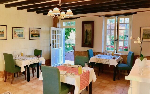Sans Souci Bed and Breakfast with Restaurant