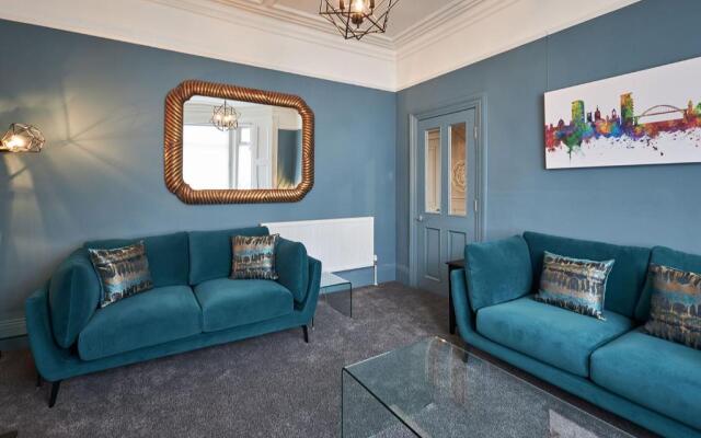 Host Stay 21 in Sunderland