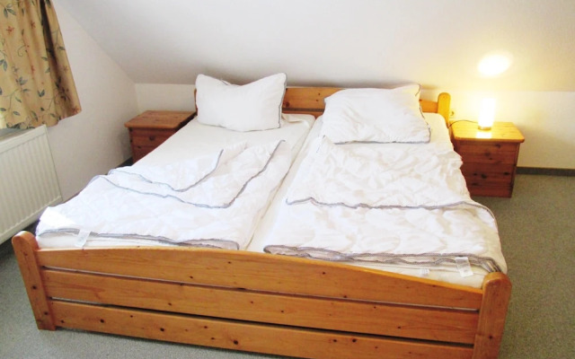 Doppelhaushaelfte mit Windgeschuetzter Terrasse