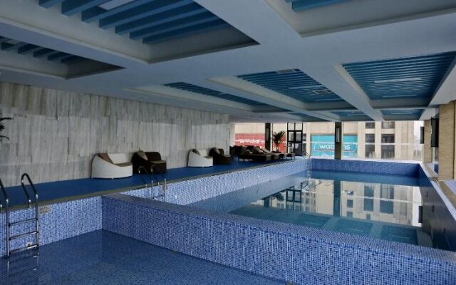 Yibin Celebrity City Hotel