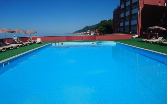 Abana Berrunil Otel