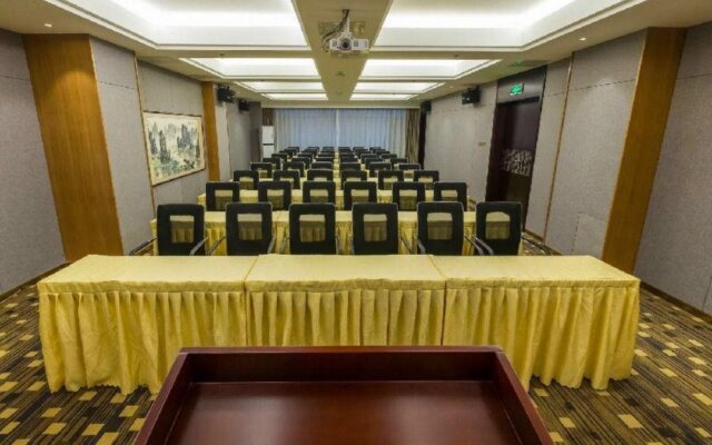 Relmax Hotel
