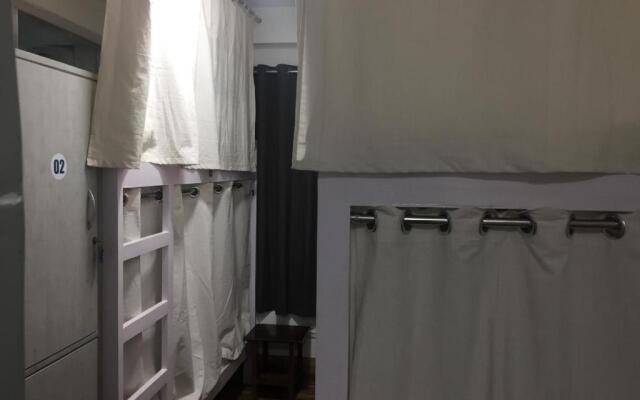 Sleepy Sam -The Traveller’s Hostel