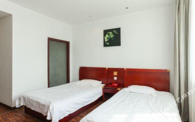 Meigaohua Business Hotel