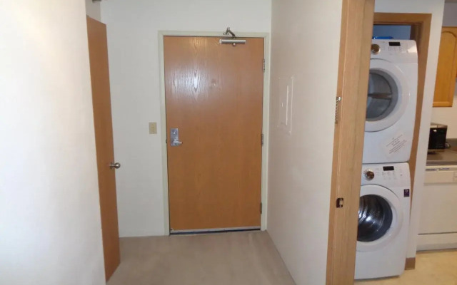 KRB Apartments Civic Center