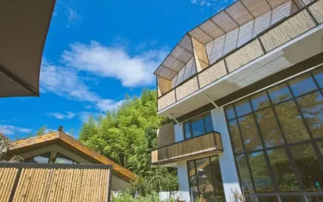 Mo Li B&B