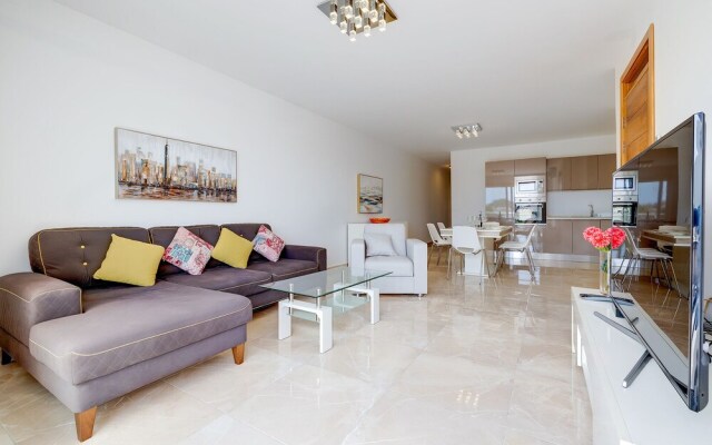 Marvellous 3BR Penthouse in Central St Julian s
