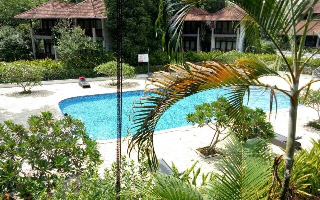 Whispering Waters Resorts Cochin