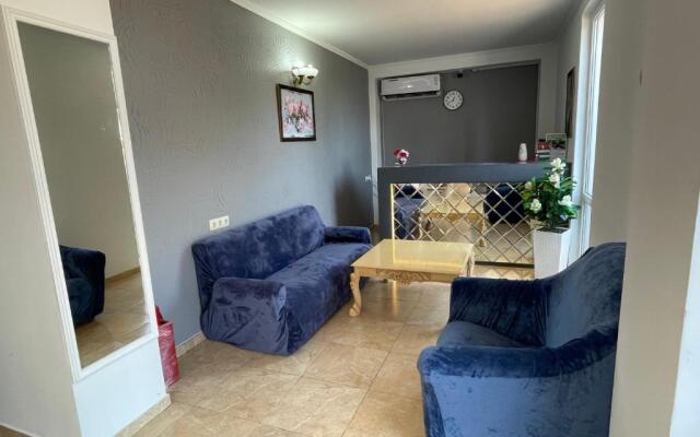 Mirraflores Hotel