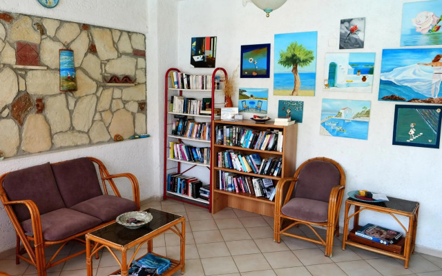 Kastro Studios Apartments