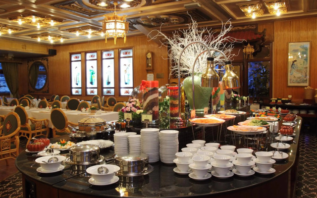 Rex Hotel