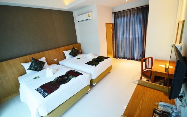 Grand Nai Harn Suites