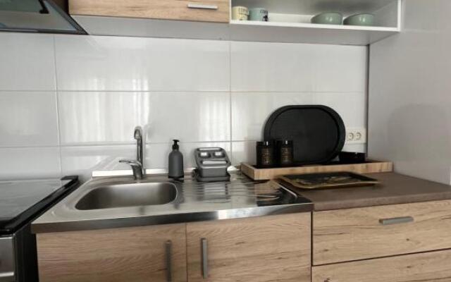 Delete 5 - Zemunske Kapije