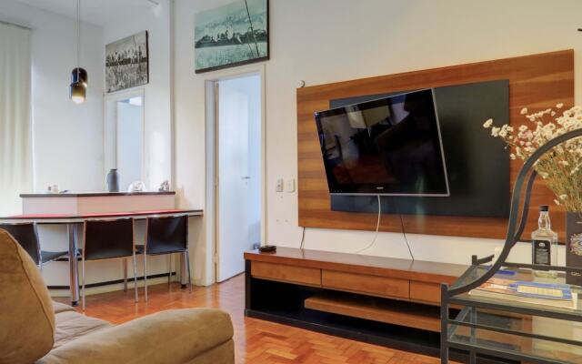 LinkHouse Beautiful High Floor 1-BDR c2-0036