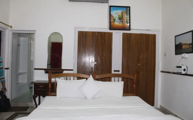 Kunjpur Guest House