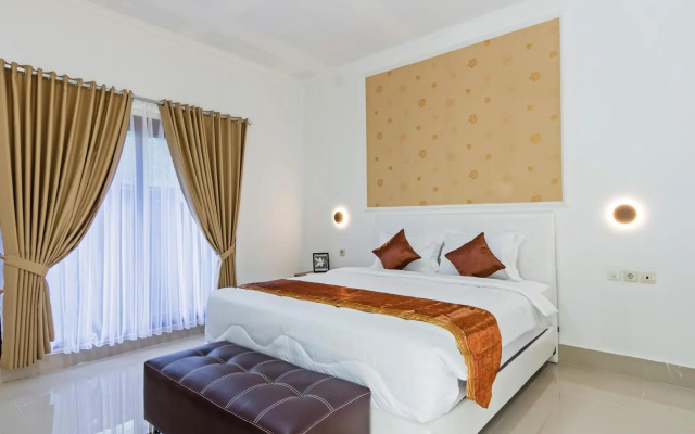 Kesari Glory Hotel