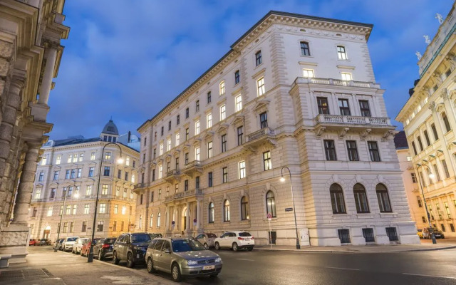 Palais Rathaus by Welcome2Vienna