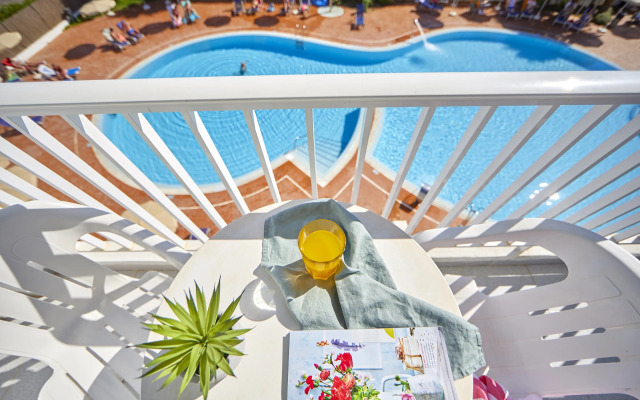 Gavimar Ariel Chico Hotel and Apartments