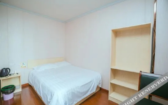 Yangzhou Lingdian Express Hotel