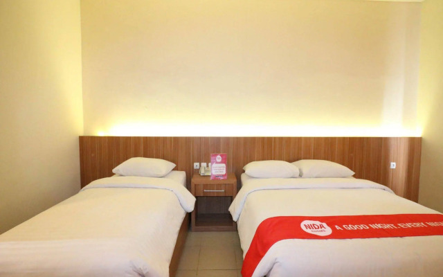 NIDA Rooms Tugu Railway Station