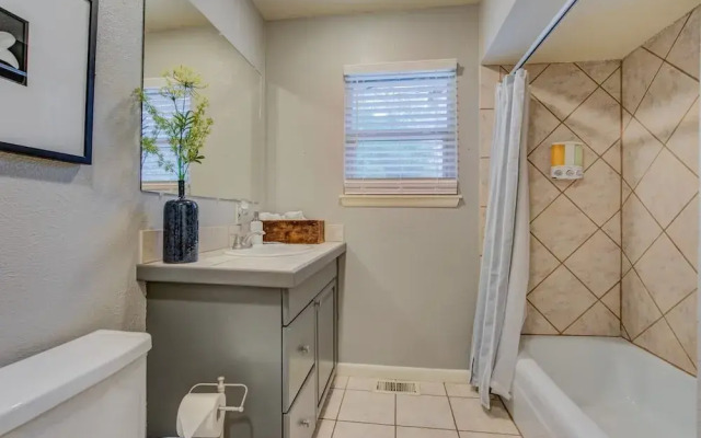 4BR Mountain Getaway Pikes Peak, Dog-friendly!