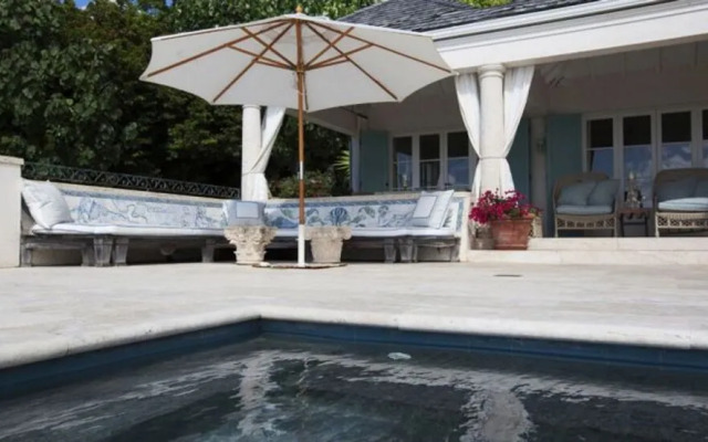 Dream Villa Pointe Milou-2002