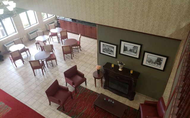 A Victory Suites Warren