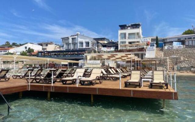 Seaside Apart Hotel