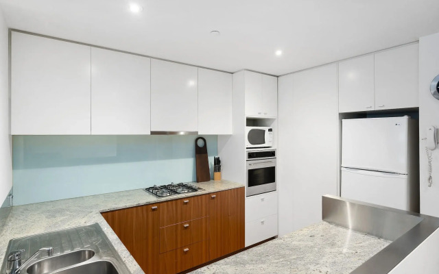 Brighton Bay Apartments