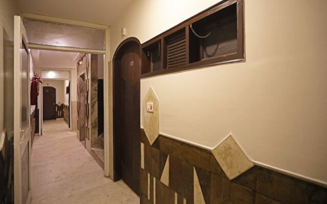 Oyo 11599 Hotel Hi Life