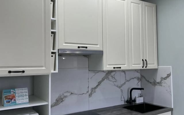 Apartments on Oboronnaya 102B street