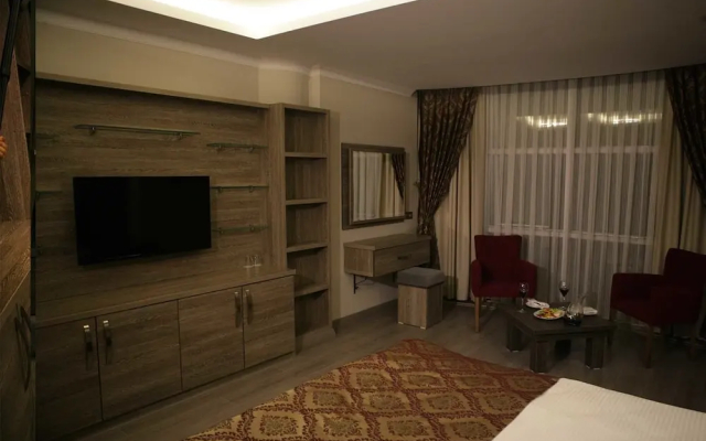 Rey Manes Hotel