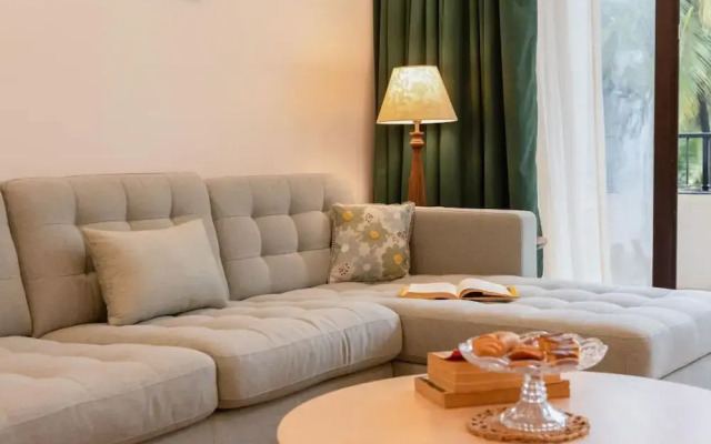 Sol Banyan by Hireavilla - 1BR w Pool in Candolim