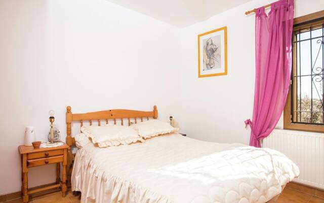 Holiday House With Private Pool for 4 People in Sant Pere Pescador