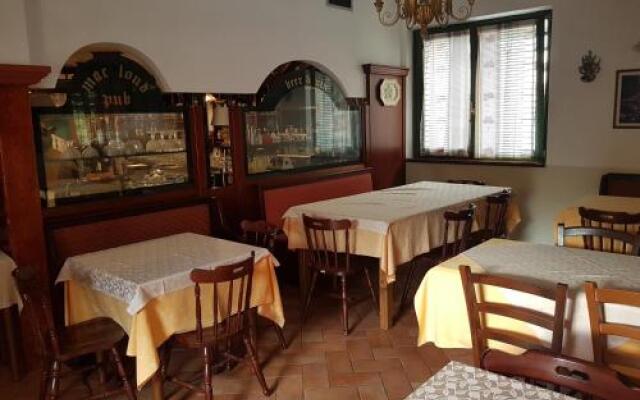 Macloud pub B&B