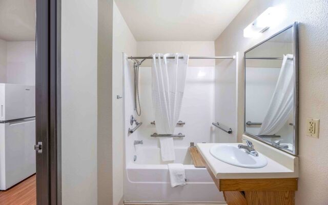 Extended Stay America Select Suites - Lubbock - South