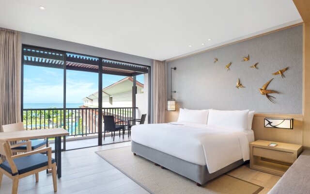 Le Meridien Khao Lak Resort & Spa