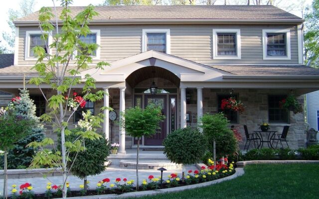 The Porch and Pillow