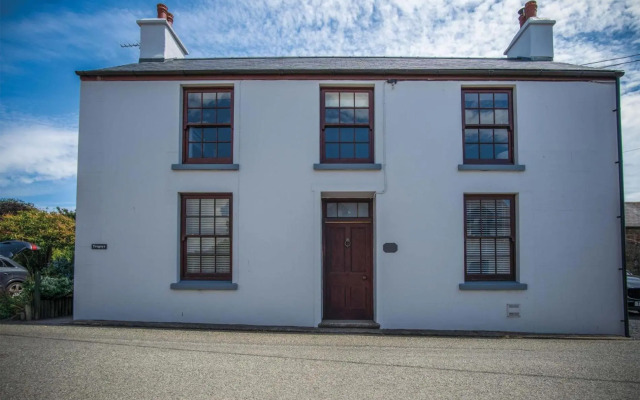 Tregoyr - 3 Bedroom Holiday Home - St Florence