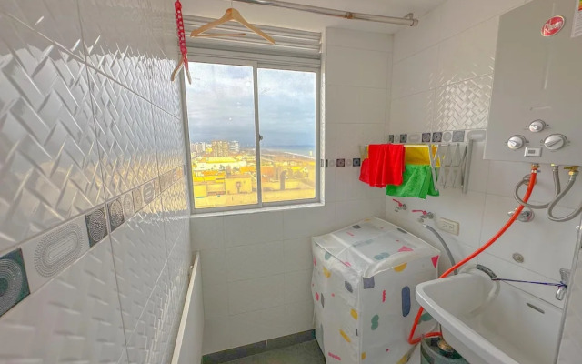 1206 - Ocean View Apartment with Pool - Pool One