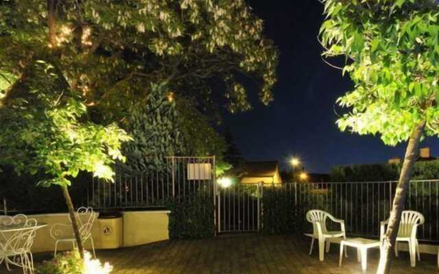 Relais Saint Roch Rest. La Petite Maison