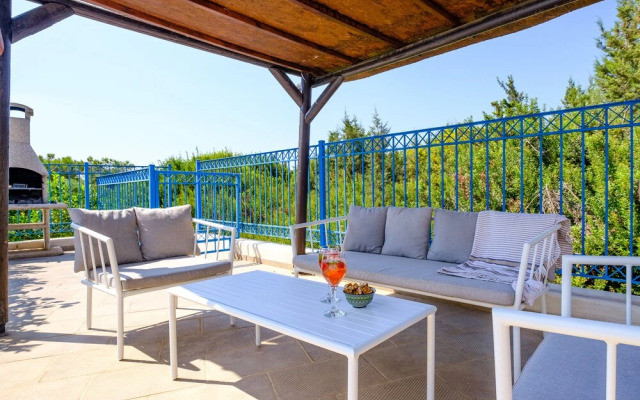 "sanders Azzurro - Adorable Villa w/ Private Pool"